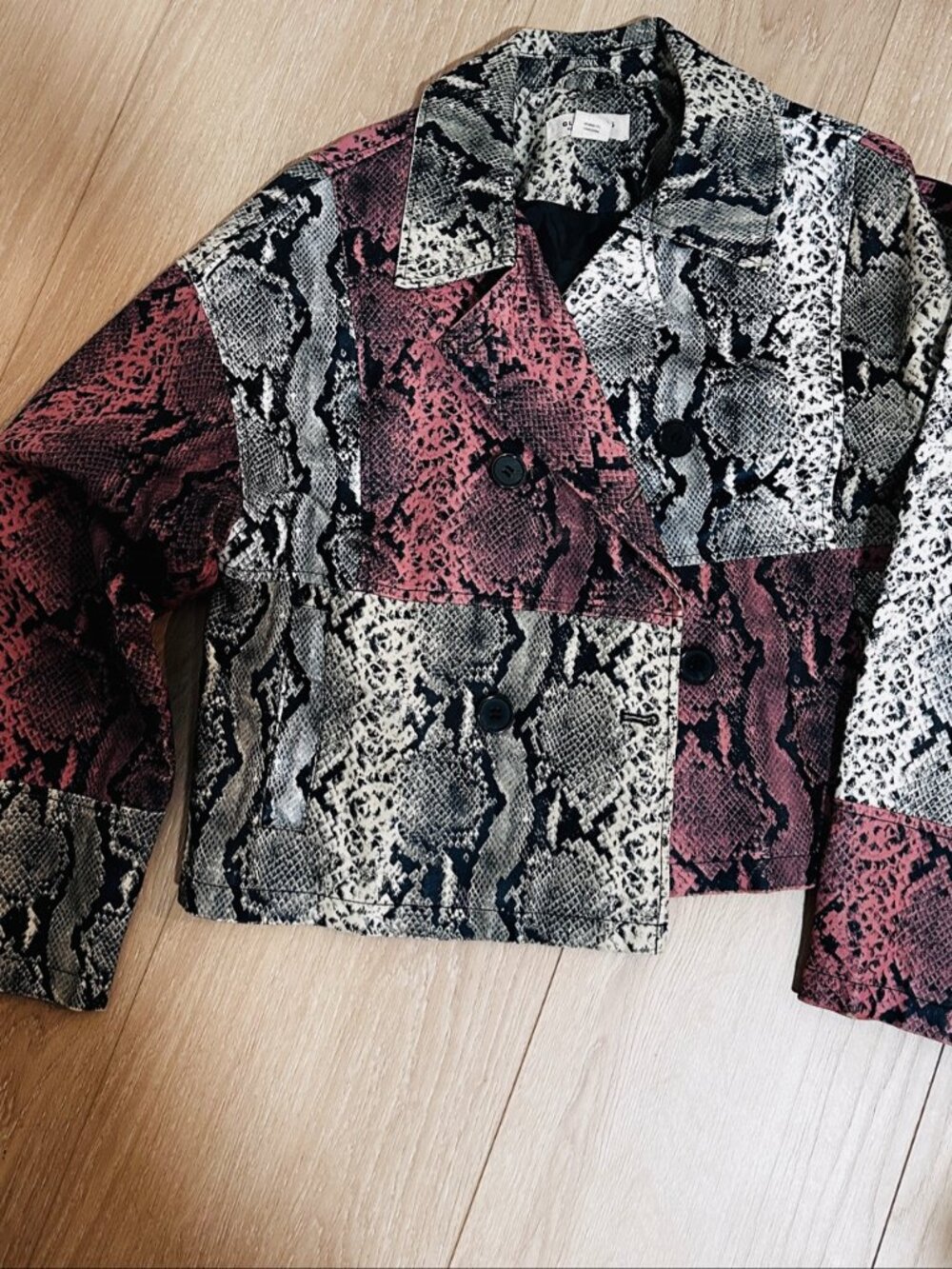 Glamorous Snakeskin Cropped Jacket 6
